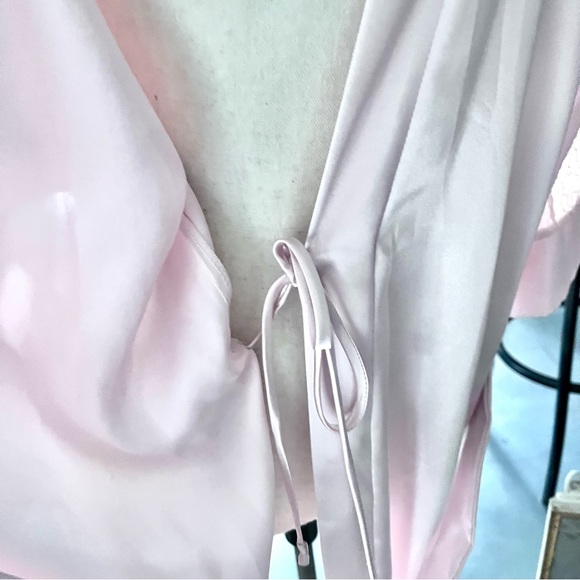 In Bloom Brand Satin Robe with Lace; Size XL - Picture 5 of 10